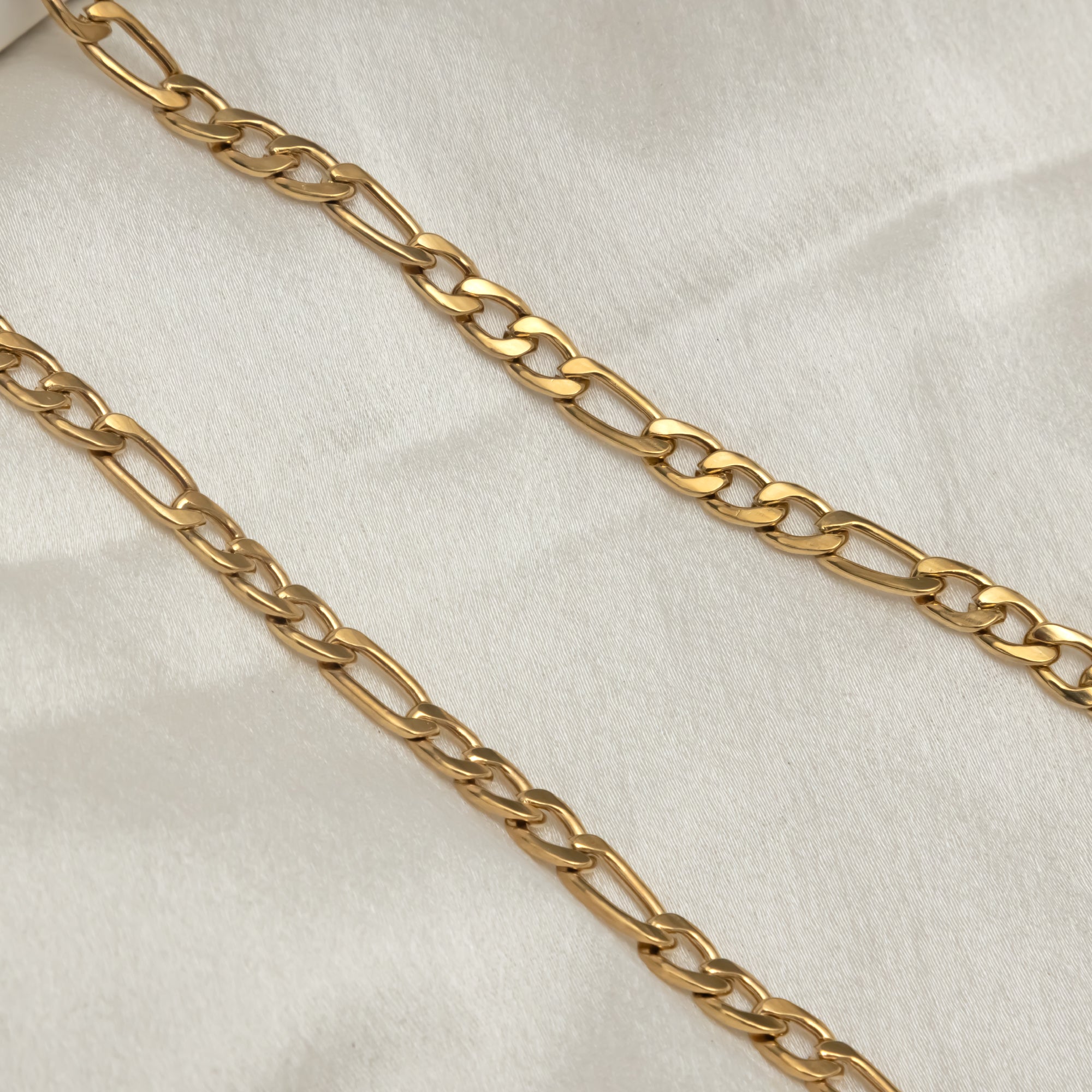 Claim the Lizard Gold Chain for Men – Shop Now | Zuveri