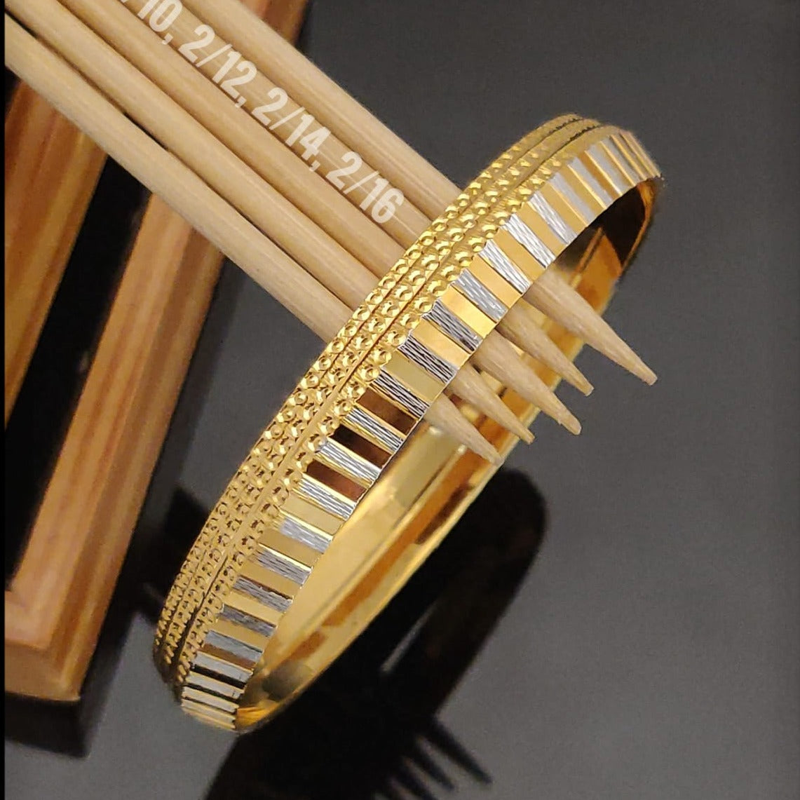 Graceful Kada for Men – Gold Silver Fusion You’ll Love