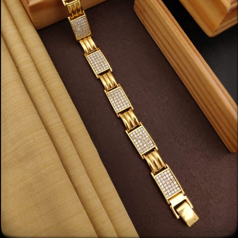 Tycoon Gold Diamond Loose Bracelet