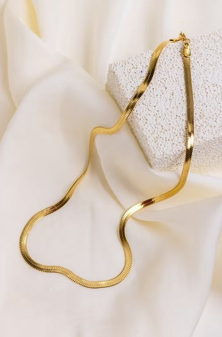 Gold Men Snack Chain