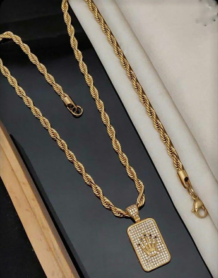 King Diamond Pendant Golden Chain